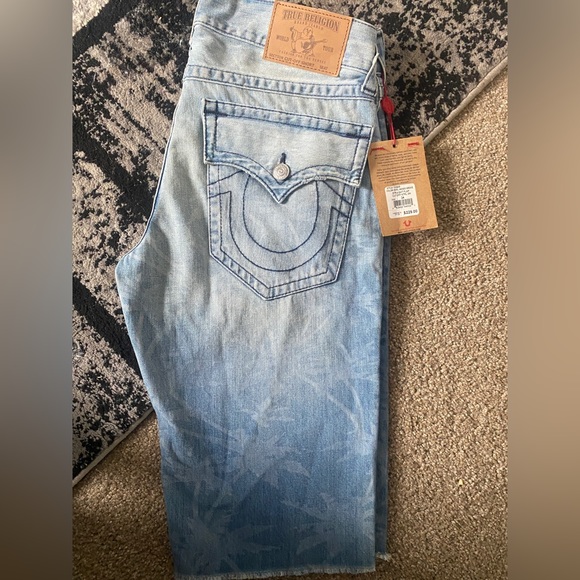 NEW WITH TAG TRUE RELIGION DESIGNER JEANS LOT - Picture 16 of 16